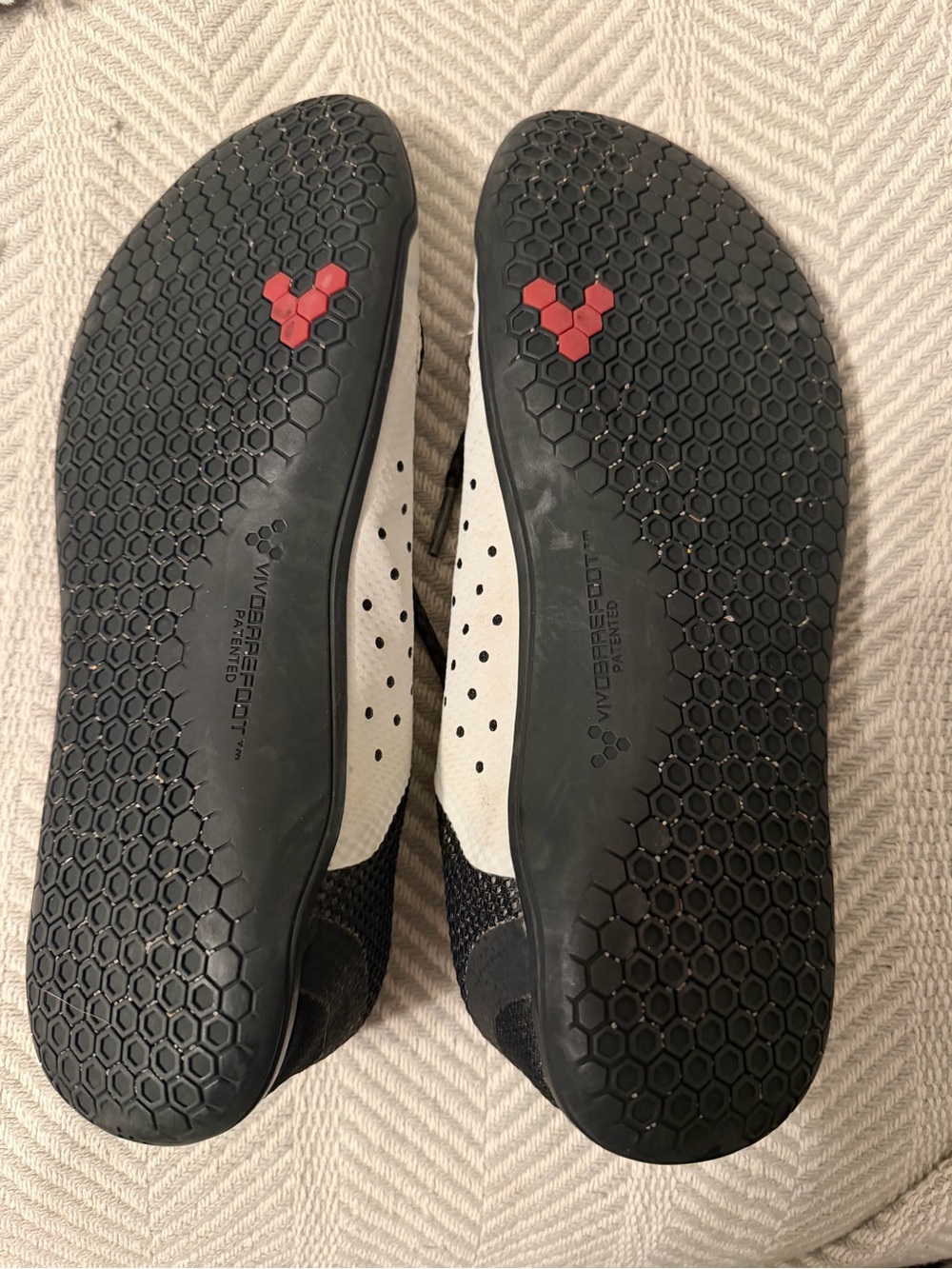 Vivo Barefoot Gray and Red Shoes - Picture 4 of 6